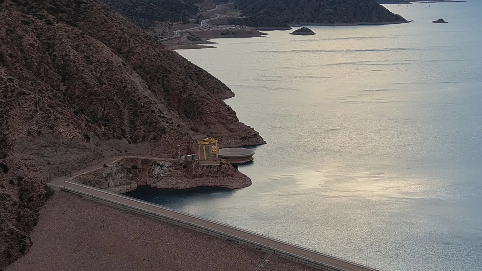 Embalse Potrerillos desde el aire